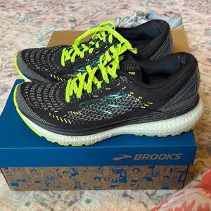 Brooks Black and Neon Yellow Athletic Shoes